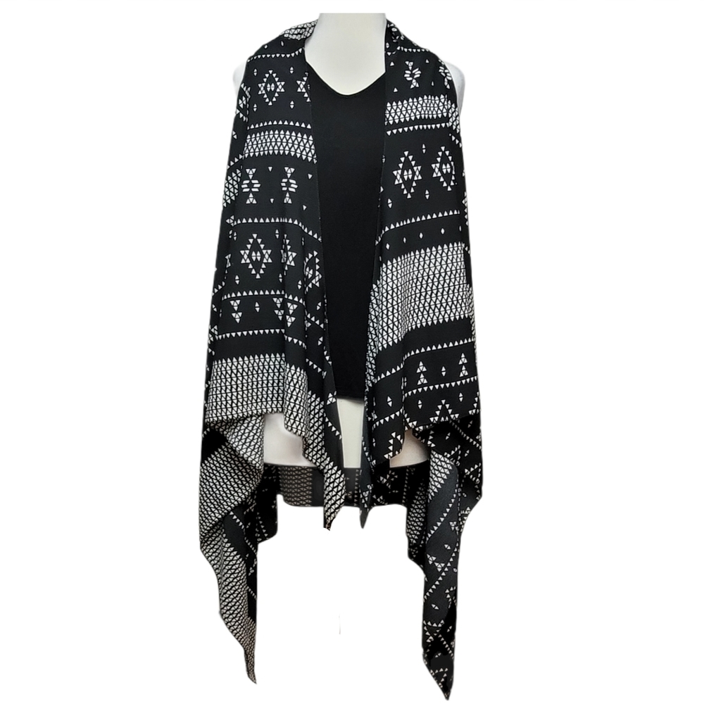 UNKNOWN BRAND Sweater Poncho Sleeveless Tribal
